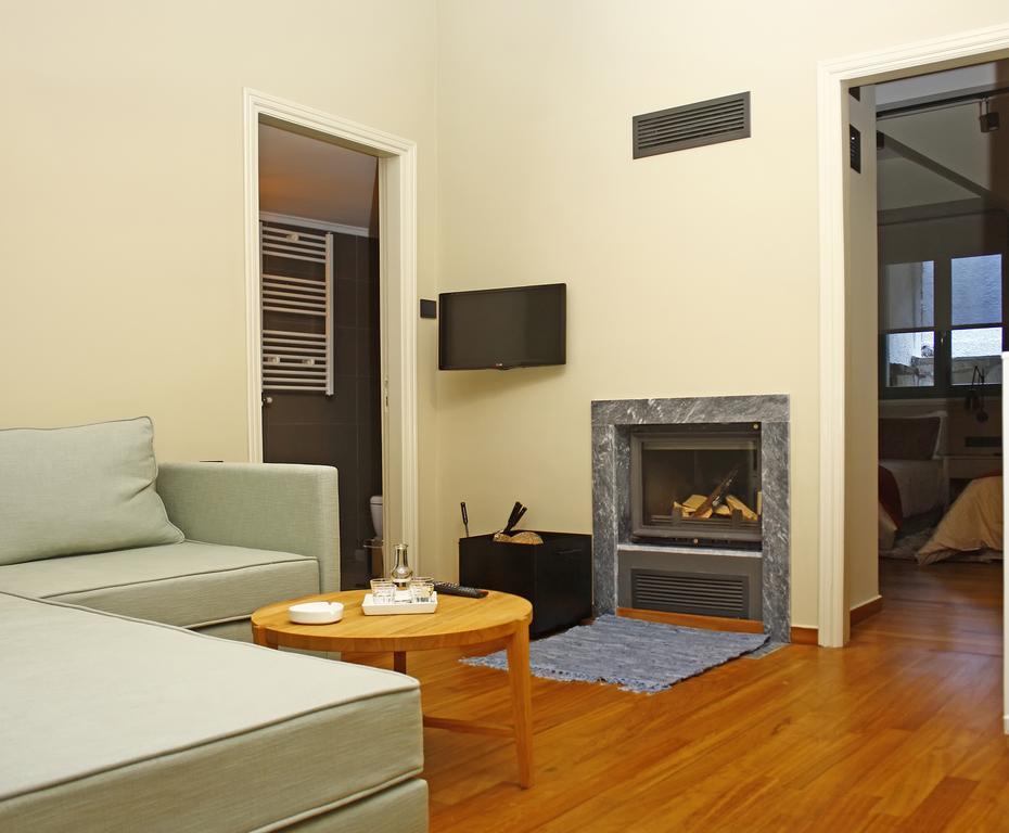 Kazas Luxury Apartment Dimitsana Bagian luar foto